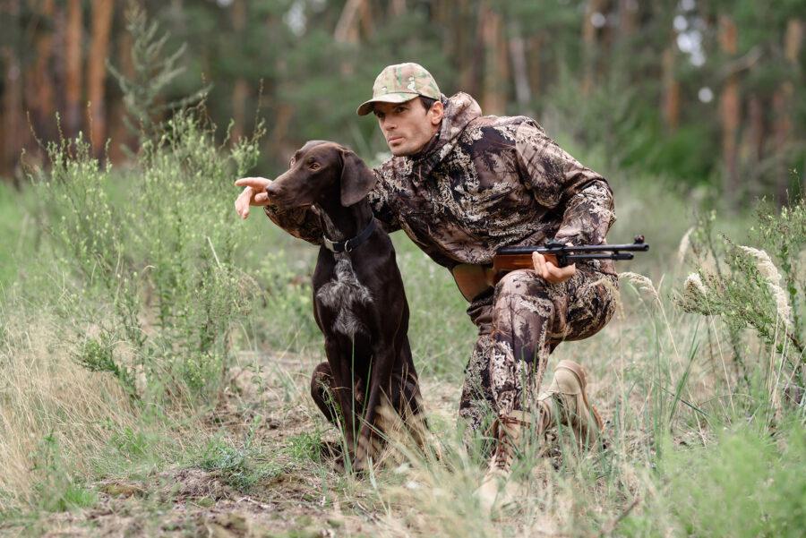 10 regalos de caza originales para sorprender a un cazador